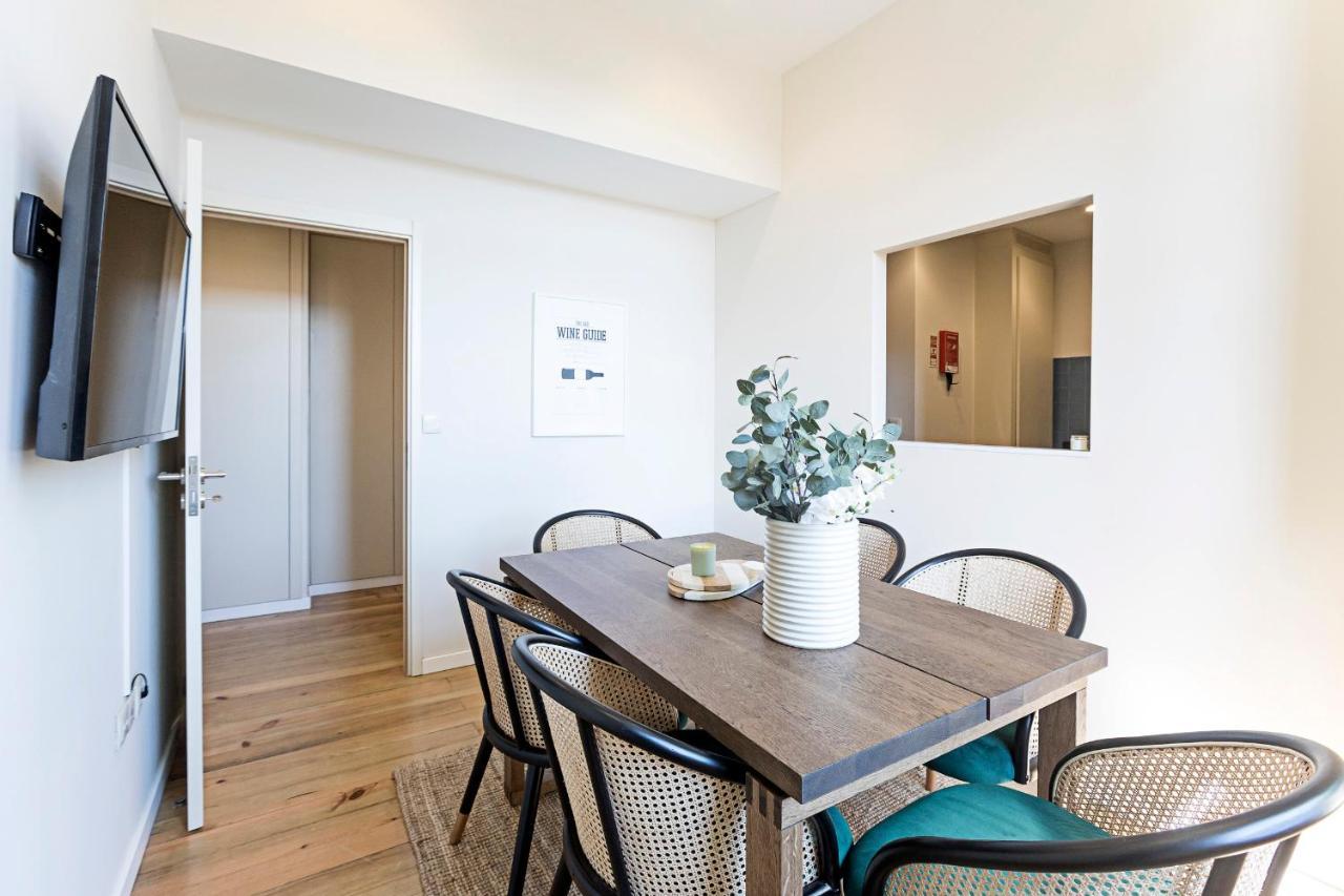 Brand New 4Br W/ 200Yrs Of History In Central Porto By Lovelystay Exterior foto